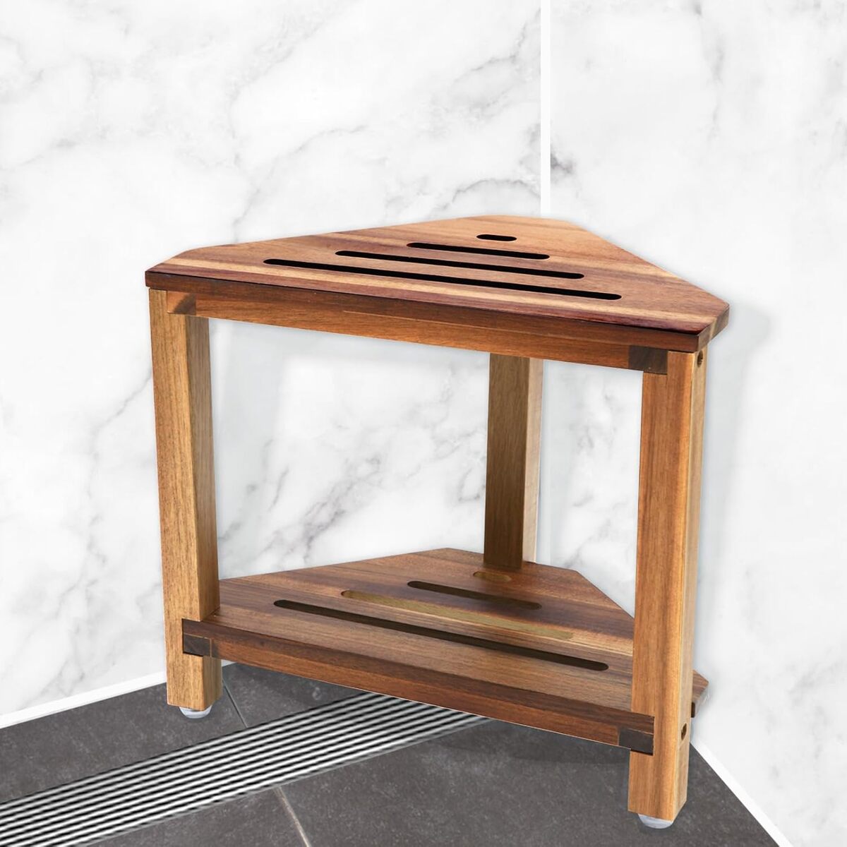 Test du tabouret de douche d'angle IBosins : confort et rangement sous la douche