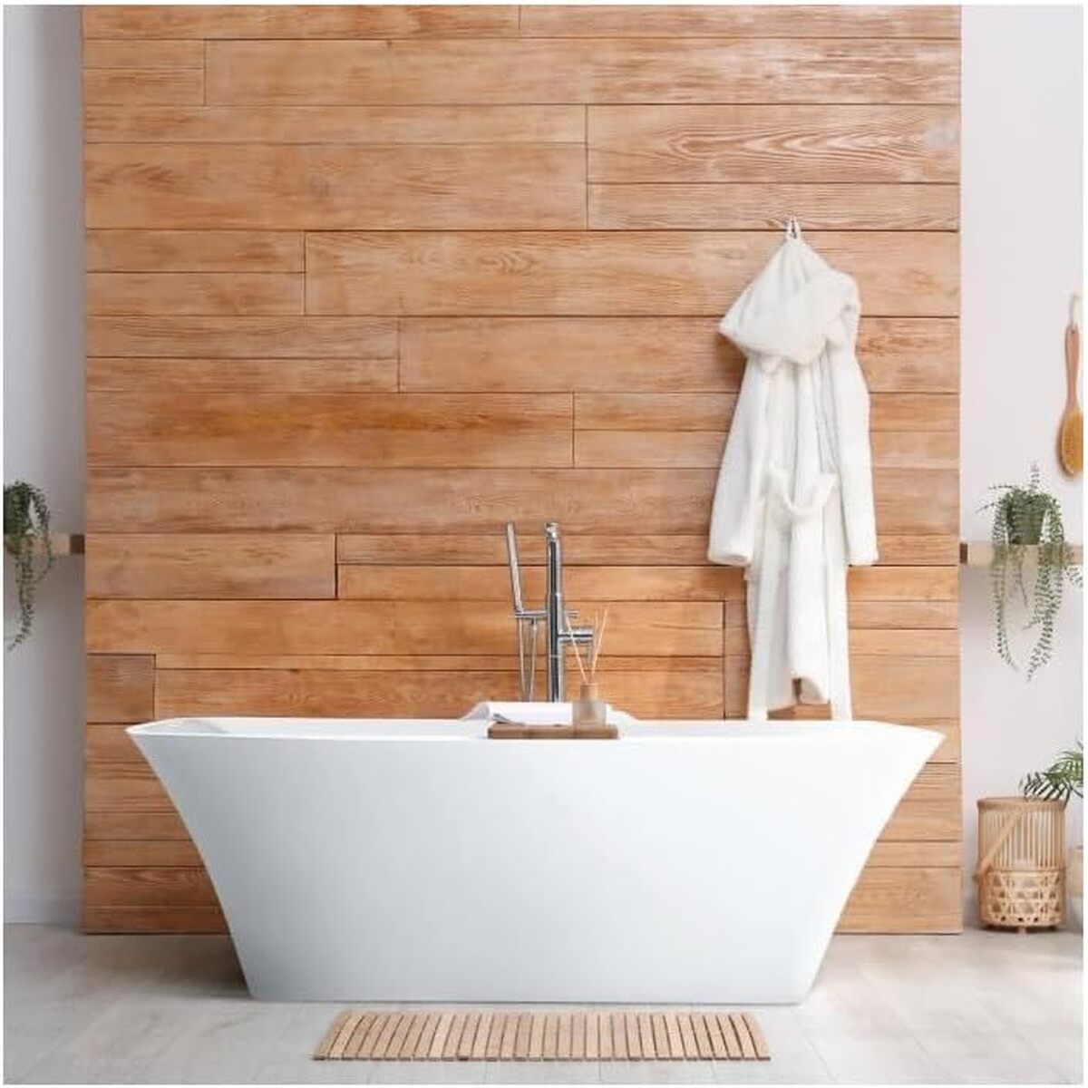 Test de la baignoire îlot OCEANIC India en acrylique, un design épuré et fonctionnel