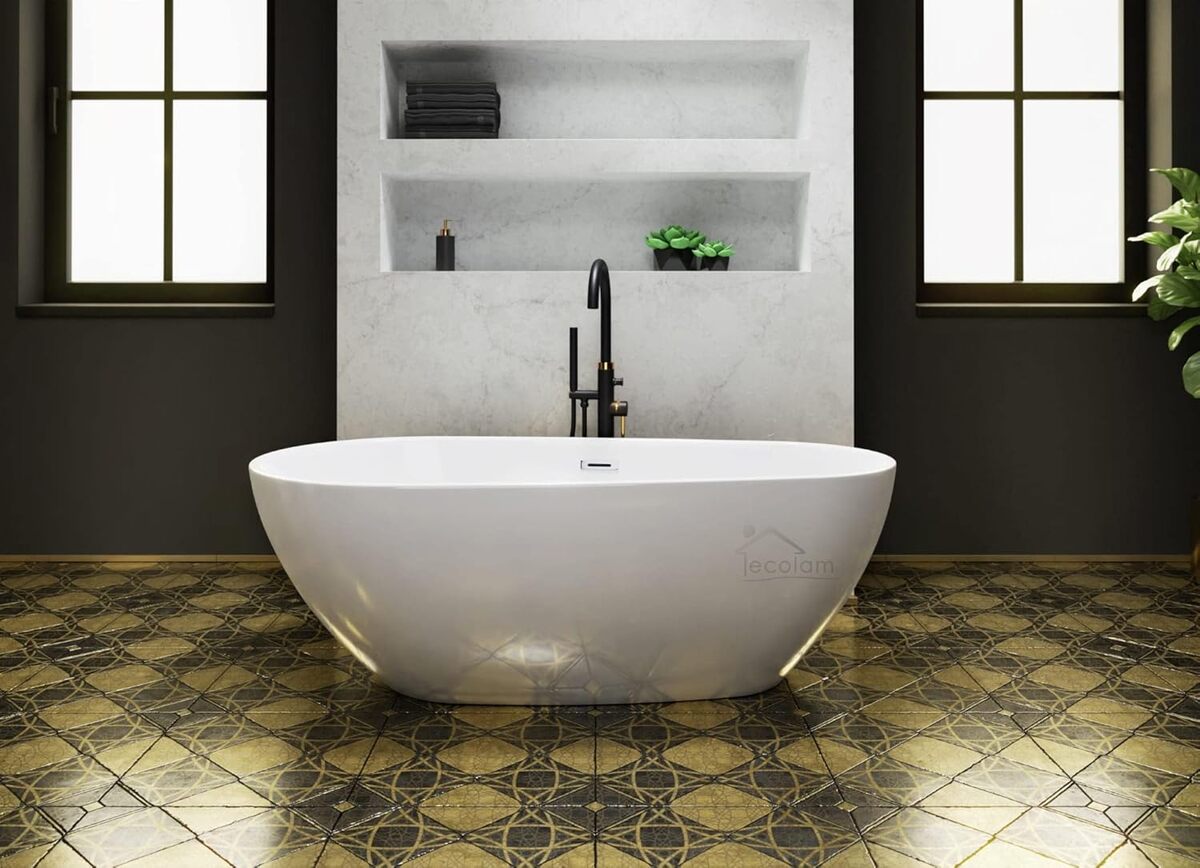 Test : eCOLAM Kira baignoire îlot à l'élégance moderne